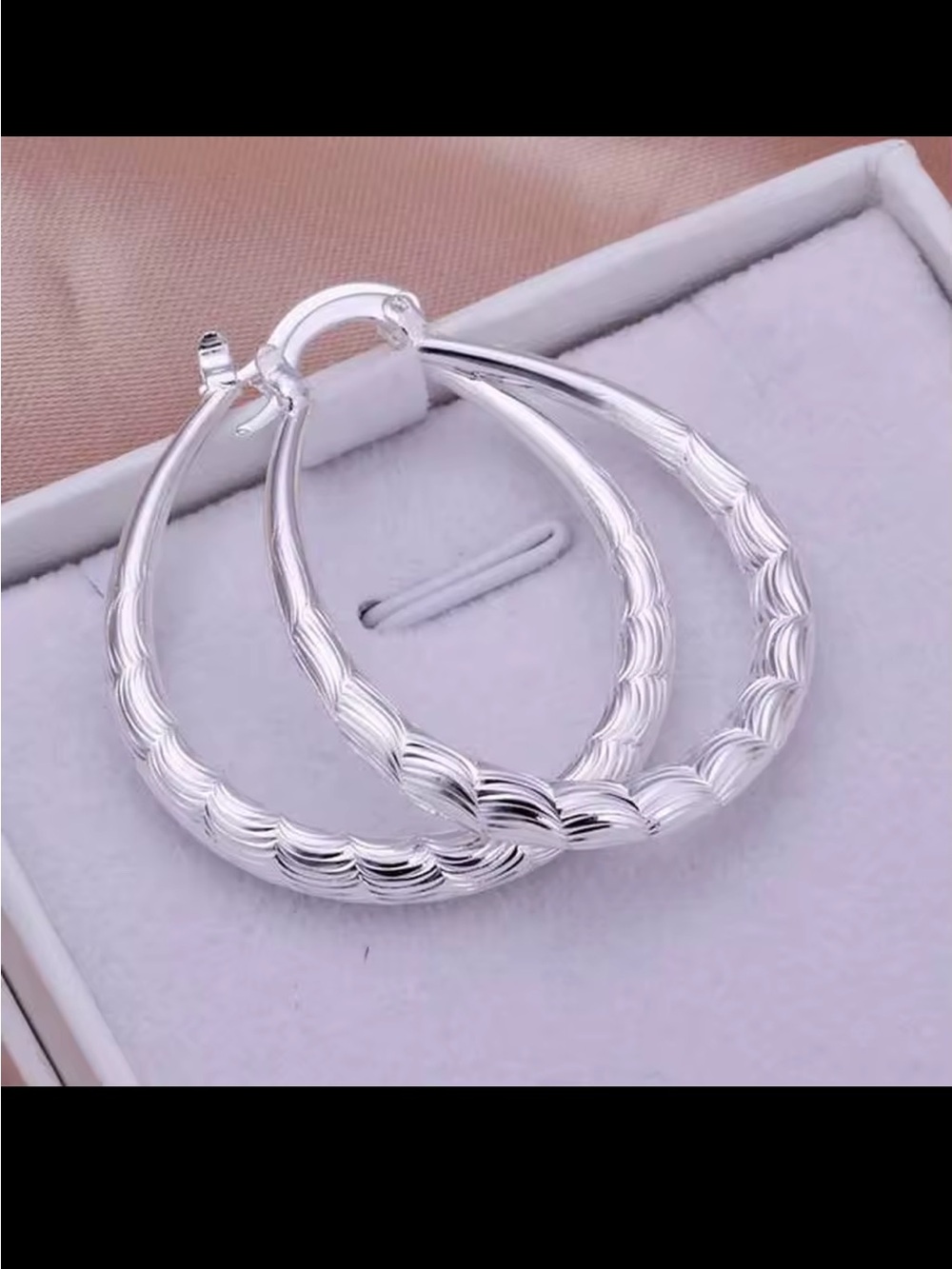 925 Sterling silver Classic  Textured Hoop Earrings 1.5”